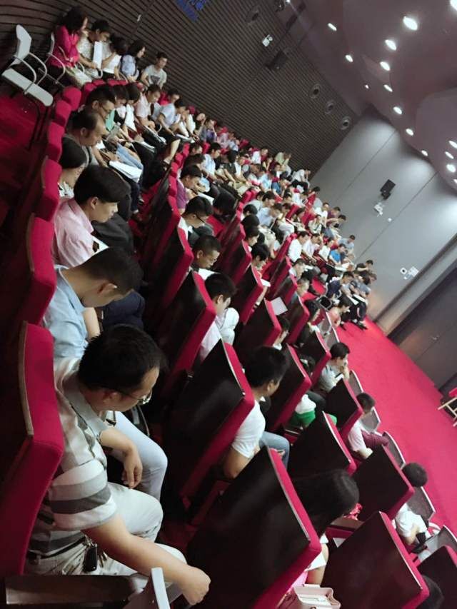 太陽能智慧路燈，太陽能路燈廠家，太陽能路燈價格