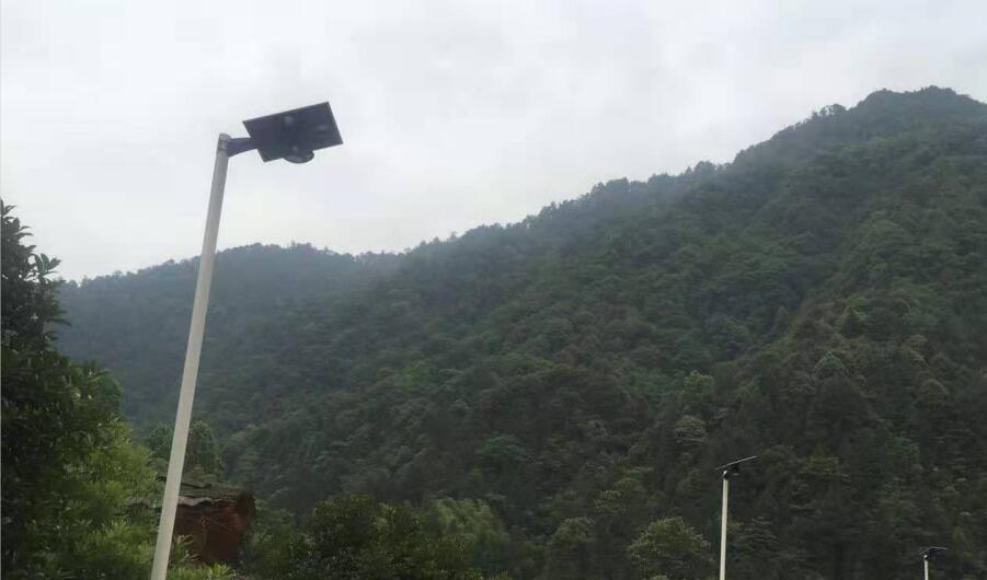 常規(guī)太陽(yáng)能路燈使用說(shuō)明書(shū)