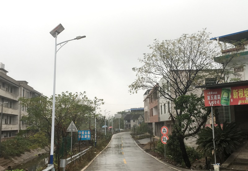 湖南太陽(yáng)能路燈-云雁燈工程